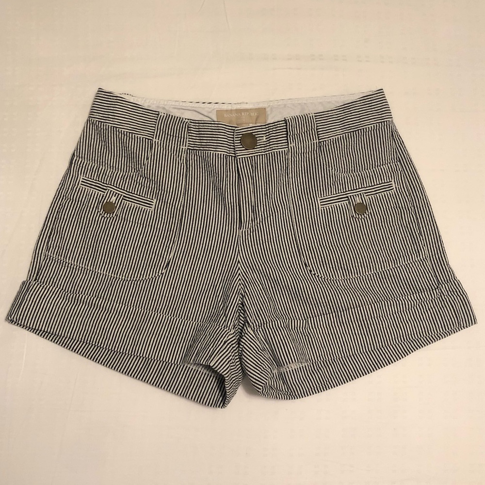 Banana Republic Blue Seersucker Martin Fit Shorts